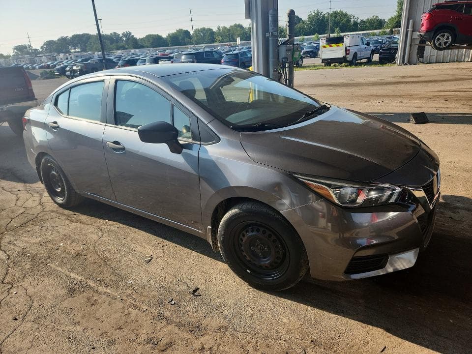 2020 NISSAN VERSA S 4