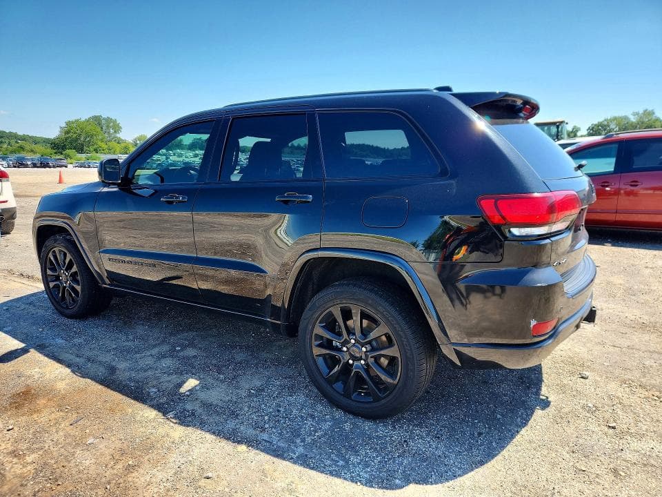 2017 JEEP GRAND CHEROKEE LAREDO 2