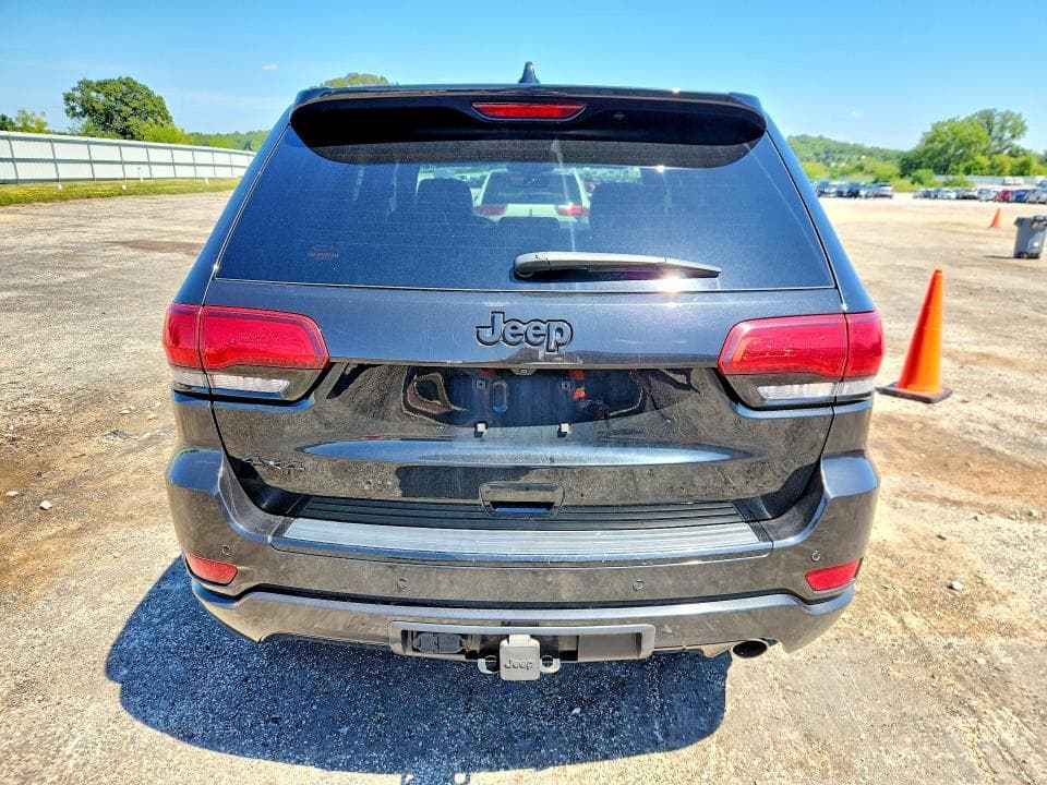 2017 JEEP GRAND CHEROKEE LAREDO 6