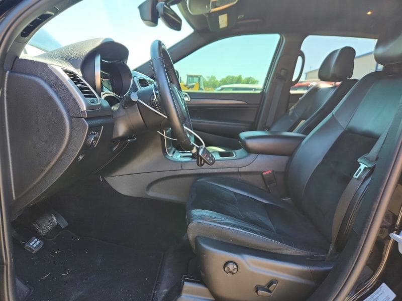 2017 JEEP GRAND CHEROKEE LAREDO 7