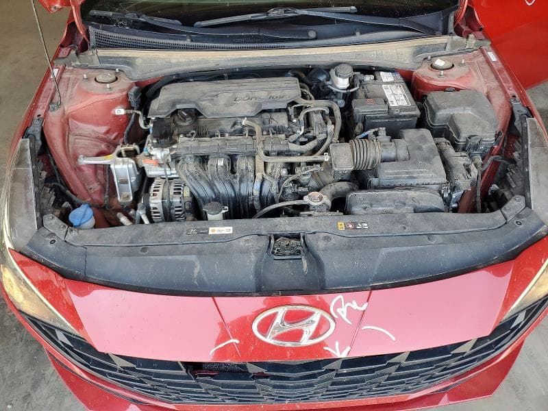 2021 HYUNDAI ELANTRA SE 11