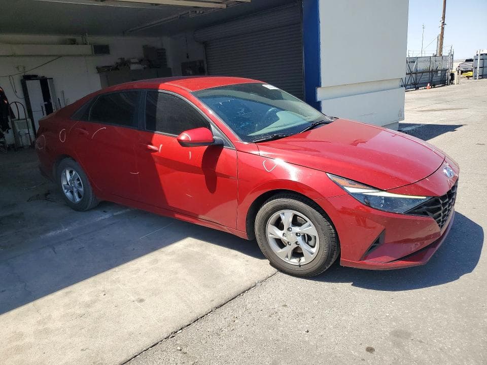 2021 HYUNDAI ELANTRA SE 4