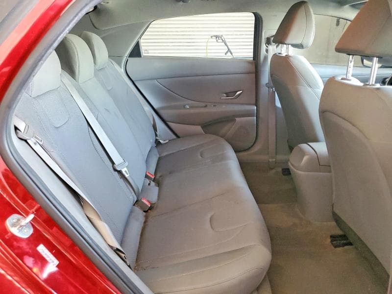 2021 HYUNDAI ELANTRA SE 10