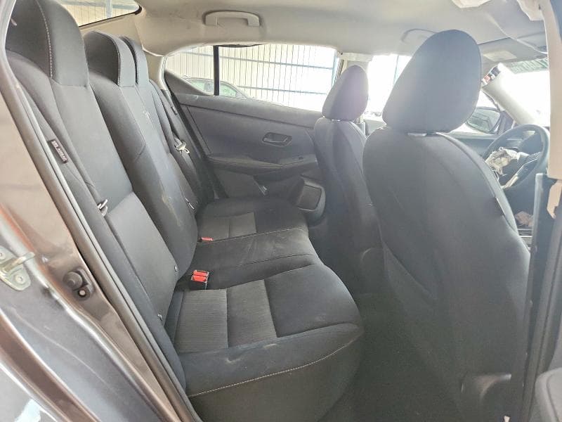 2025 NISSAN SENTRA SV 10