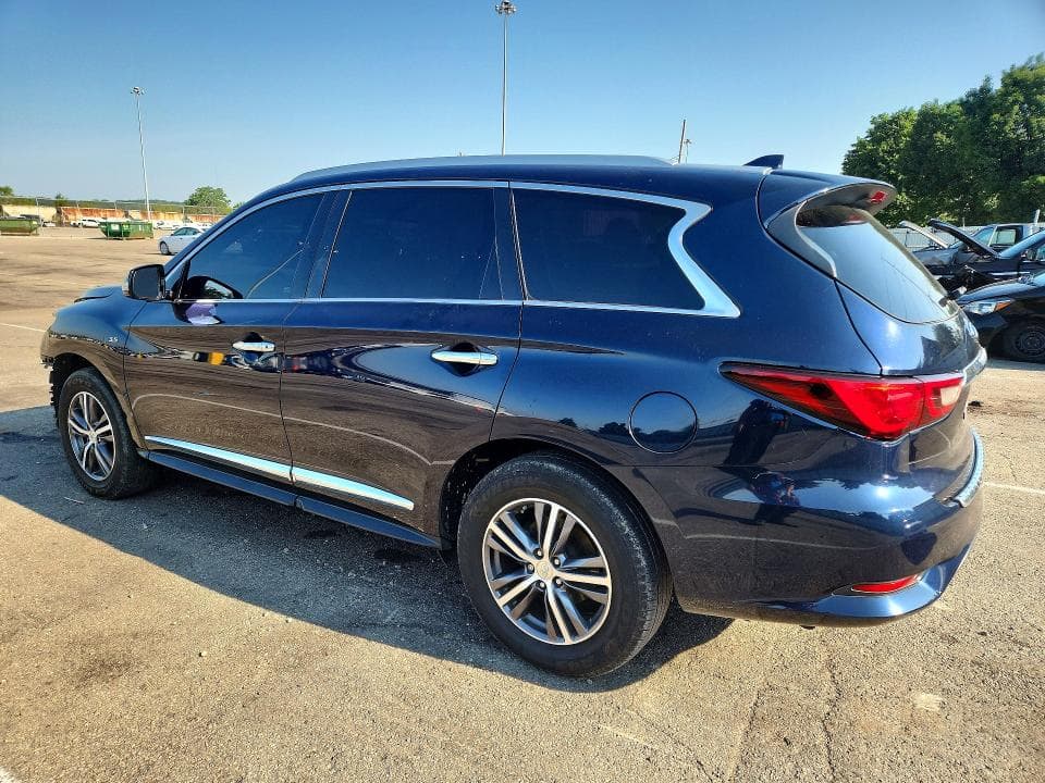 2019 INFINITI QX60 LUXE 2