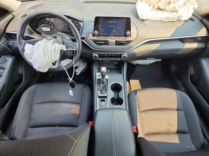 2022 NISSAN ALTIMA SV 8