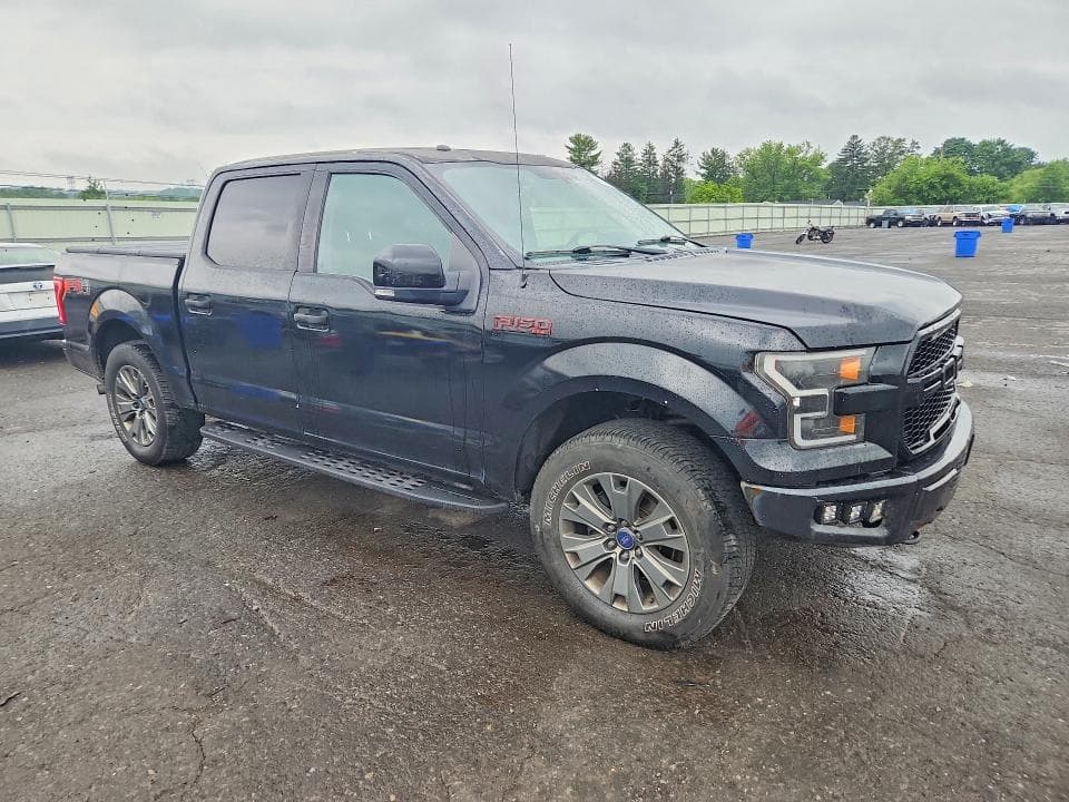 2017 FORD F150 SUPERCREW 4