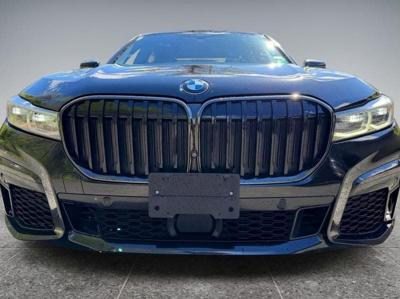 2022 BMW 740 XI 14