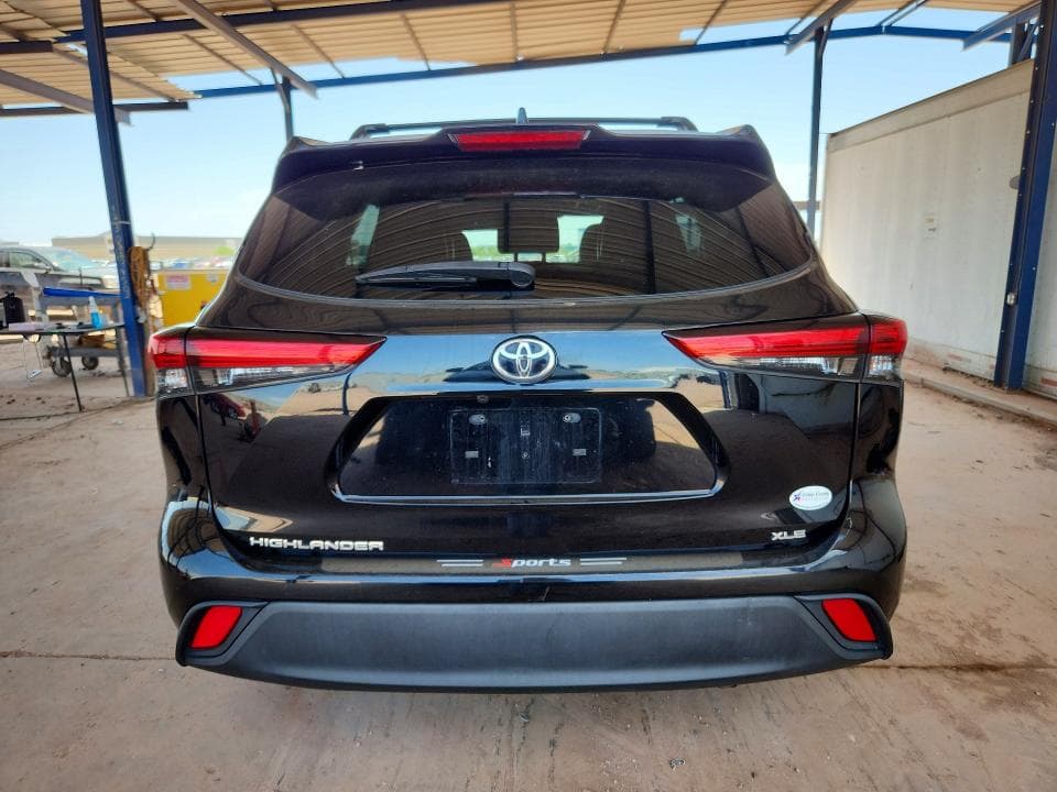 2021 TOYOTA HIGHLANDER XLE 6
