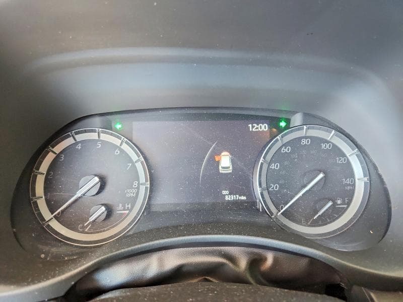 2021 TOYOTA HIGHLANDER XLE 9