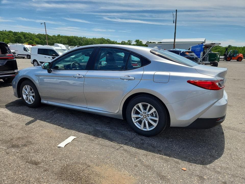 2026 TOYOTA CAMRY LE 2