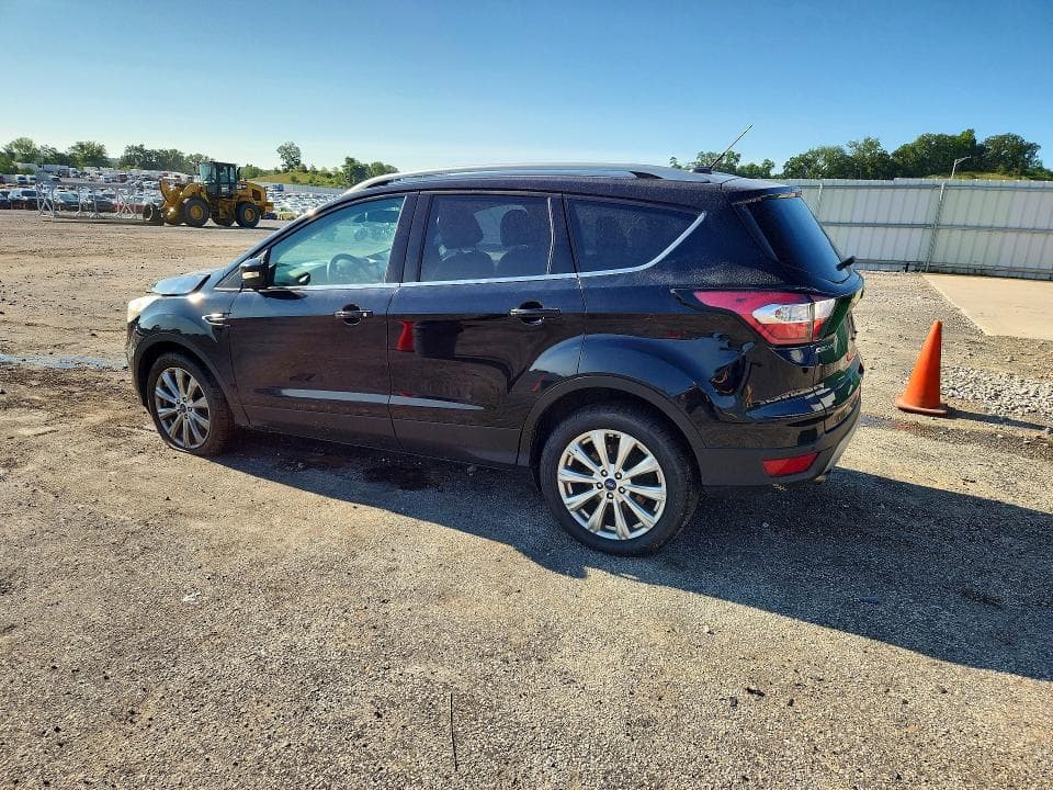 2017 FORD ESCAPE TITANIUM 2