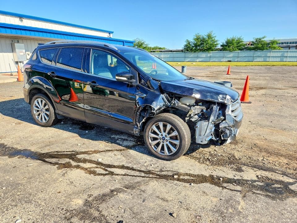 2017 FORD ESCAPE TITANIUM 4