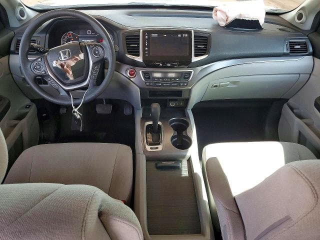 2017 HONDA PILOT EX 8