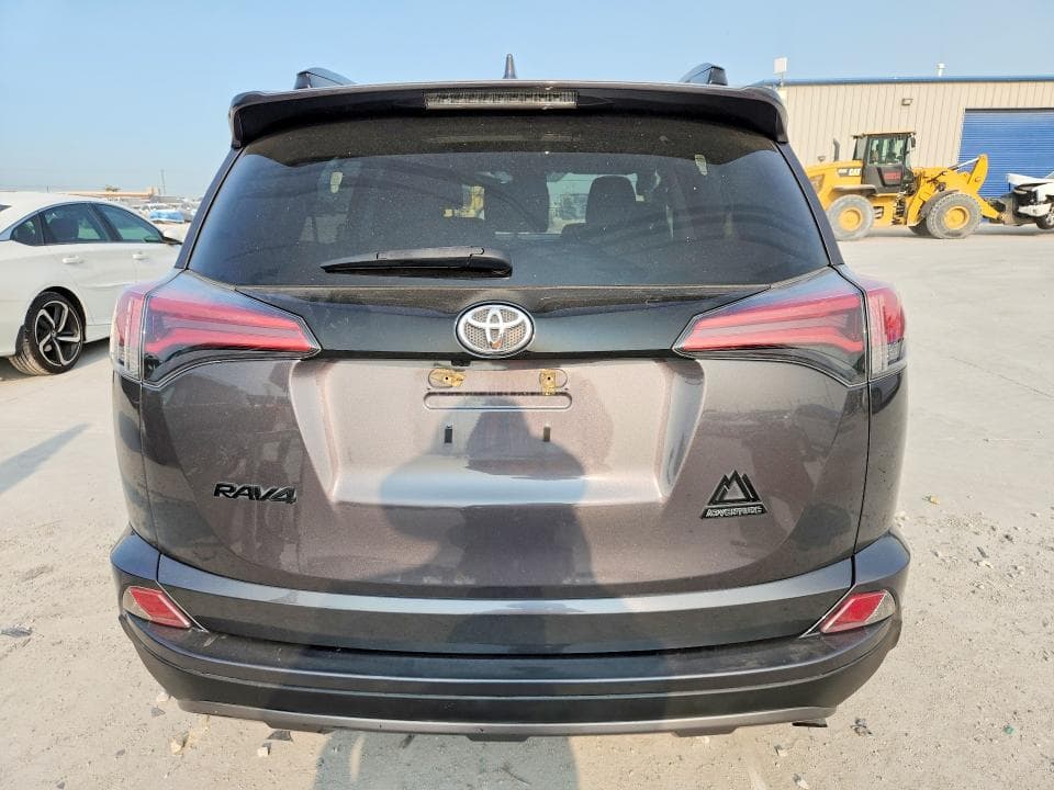 2018 TOYOTA RAV4 ADVENTURE 6