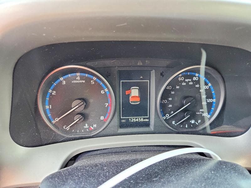 2018 TOYOTA RAV4 ADVENTURE 9