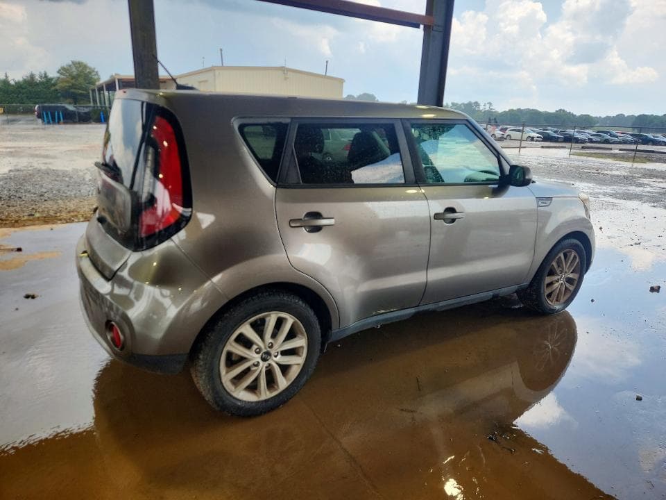 2018 KIA SOUL + 3