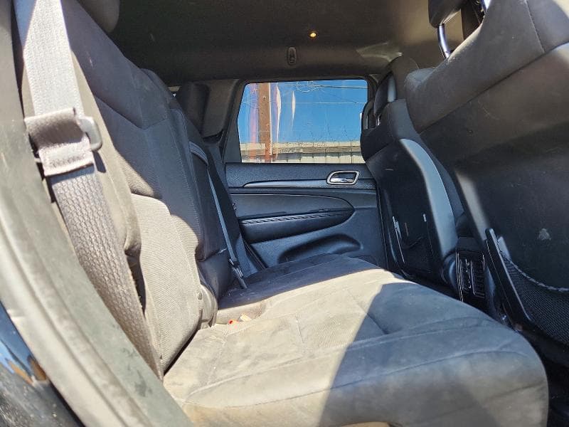 2017 JEEP GRAND CHEROKEE LAREDO 11
