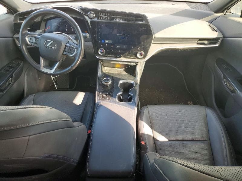 2024 LEXUS RZ 300E 8