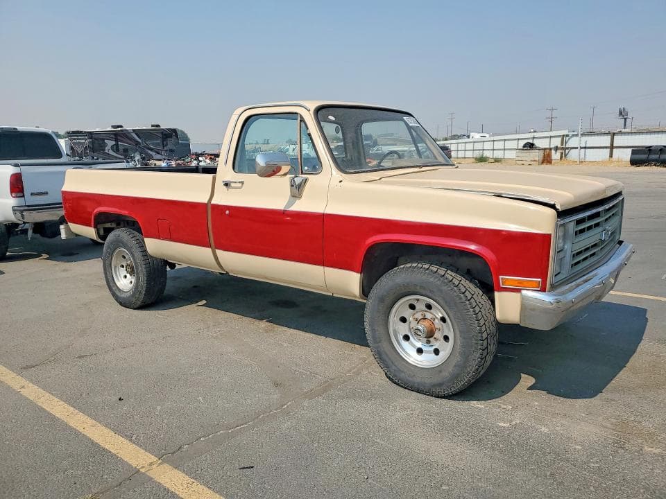 1985 CHEVROLET K20 4