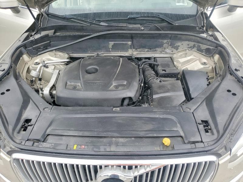 2018 VOLVO XC90 T6 12