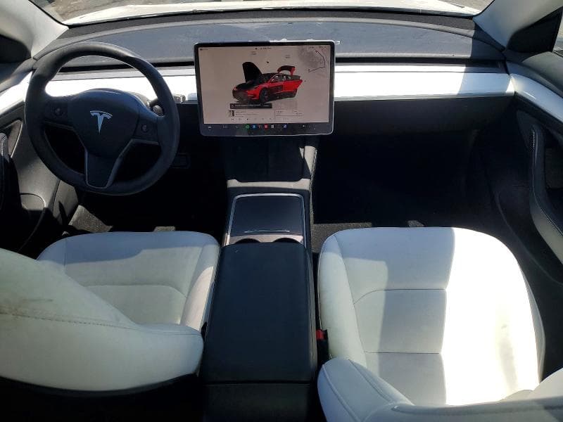 2023 TESLA MODEL 3 8