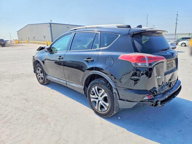 2017 TOYOTA RAV4 LE 2
