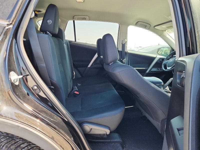 2017 TOYOTA RAV4 LE 11