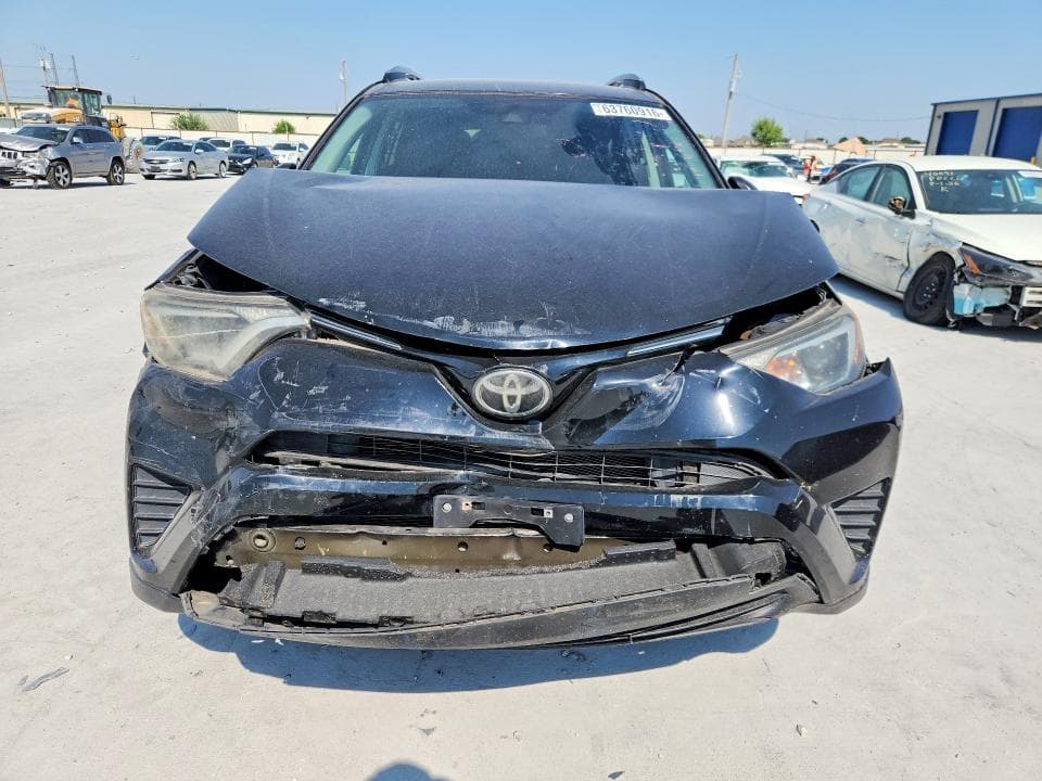 2017 TOYOTA RAV4 LE 5