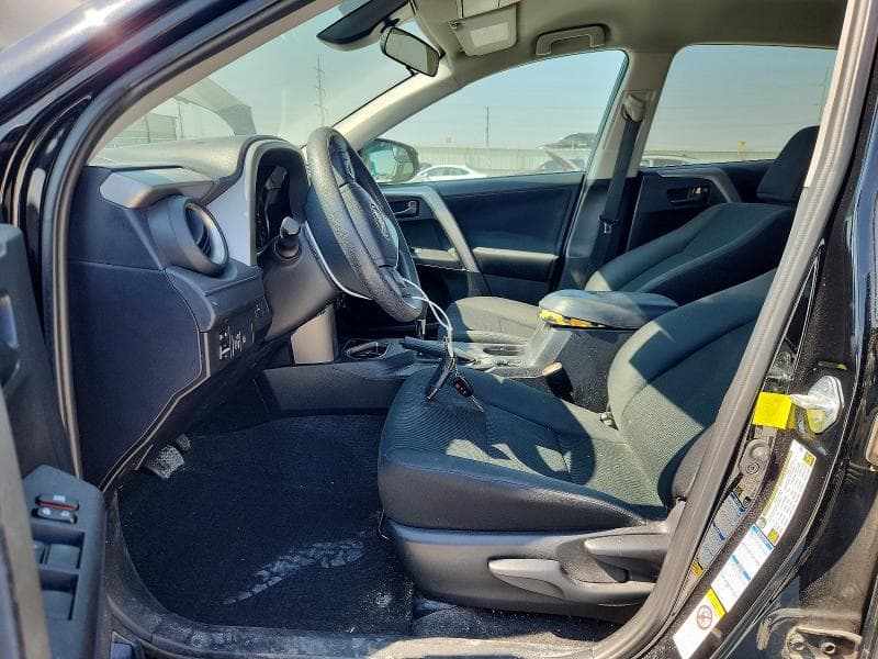2017 TOYOTA RAV4 LE 7