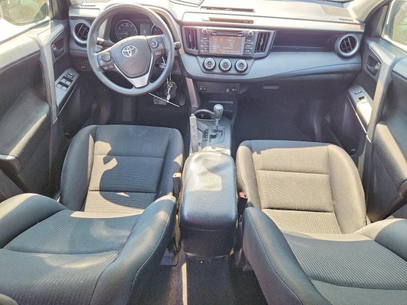 2017 TOYOTA RAV4 LE 8