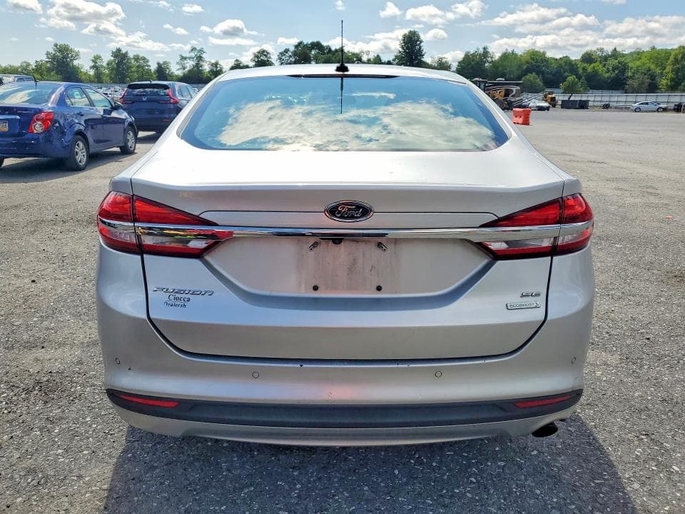 2017 FORD FUSION SE 6