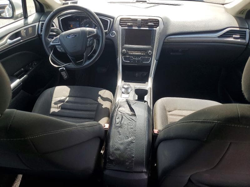 2017 FORD FUSION SE 8