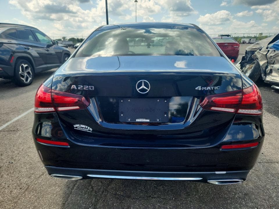 2019 MERCEDES-BENZ A 220 4MATIC 6