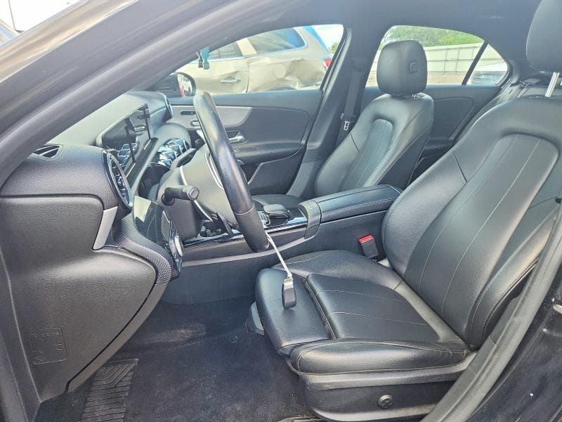 2019 MERCEDES-BENZ A 220 4MATIC 7