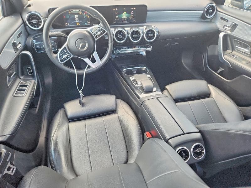 2019 MERCEDES-BENZ A 220 4MATIC 8