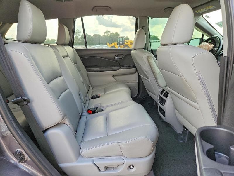 2017 HONDA PILOT EXL 11