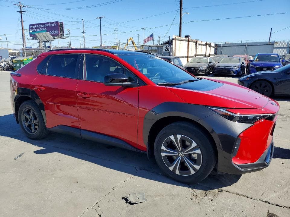 2023 TOYOTA BZ4X XLE 4