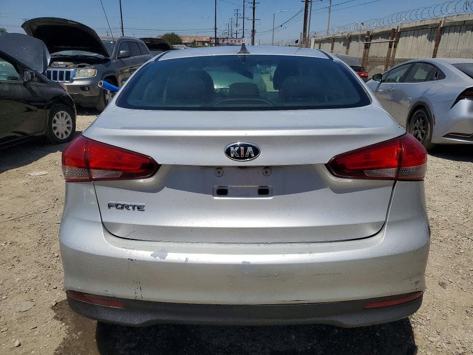 2018 KIA FORTE LX 6