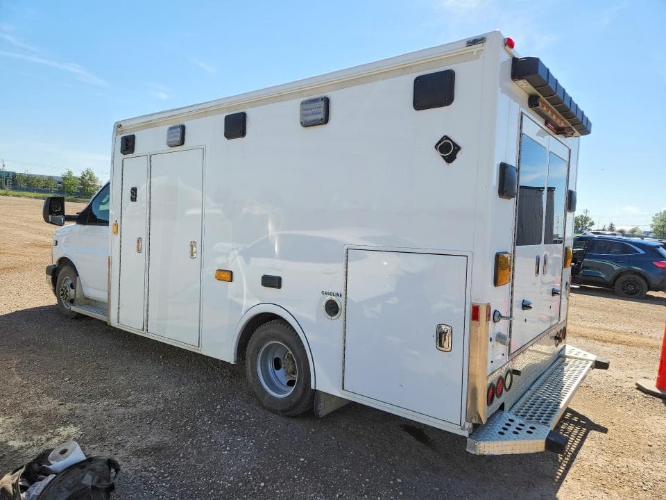 2017 CHEVROLET EXPRESS G3500 2