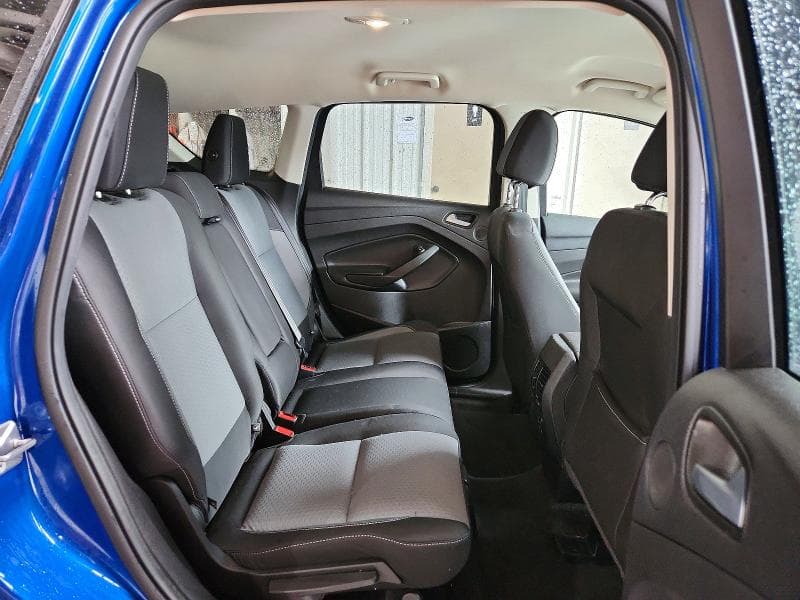 2017 FORD ESCAPE SE 11