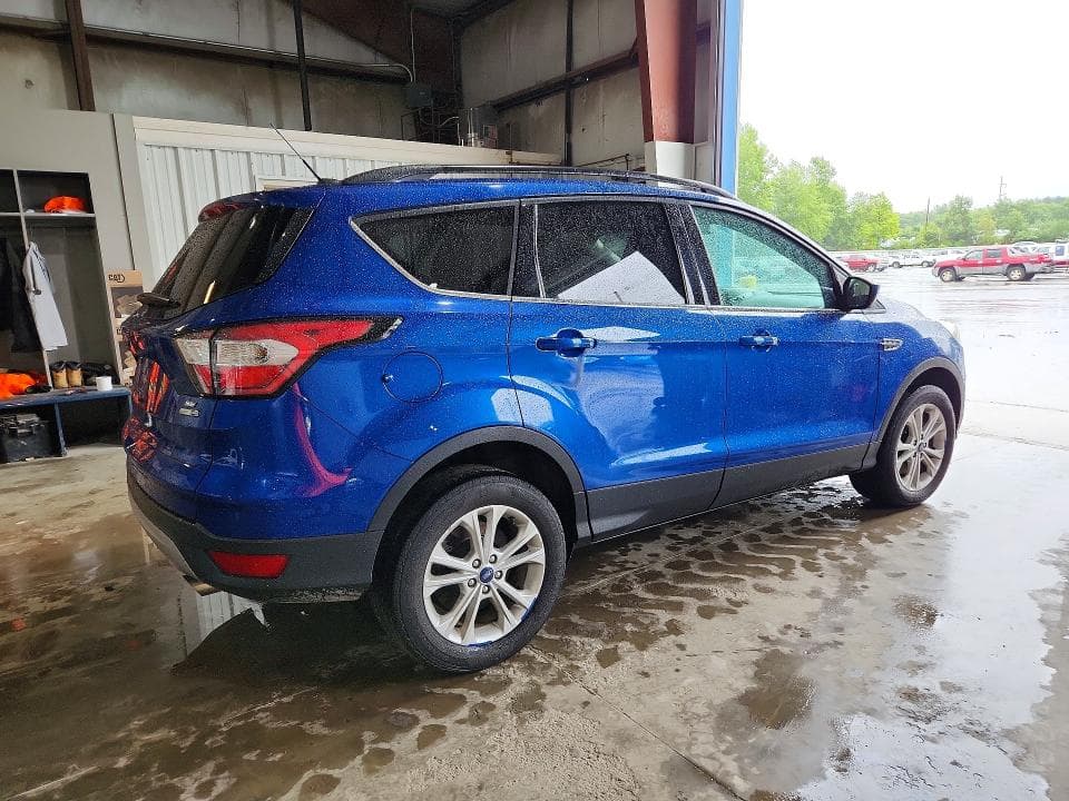 2017 FORD ESCAPE SE 3