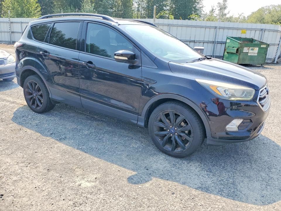 2017 FORD ESCAPE TITANIUM 4
