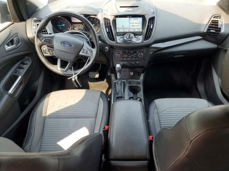 2017 FORD ESCAPE TITANIUM 8
