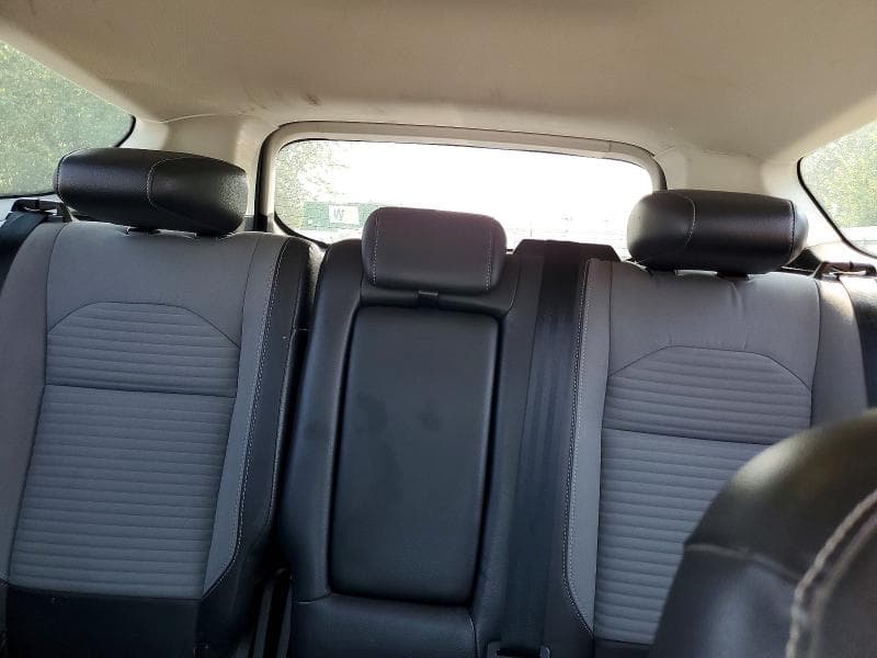 2017 FORD ESCAPE TITANIUM 10