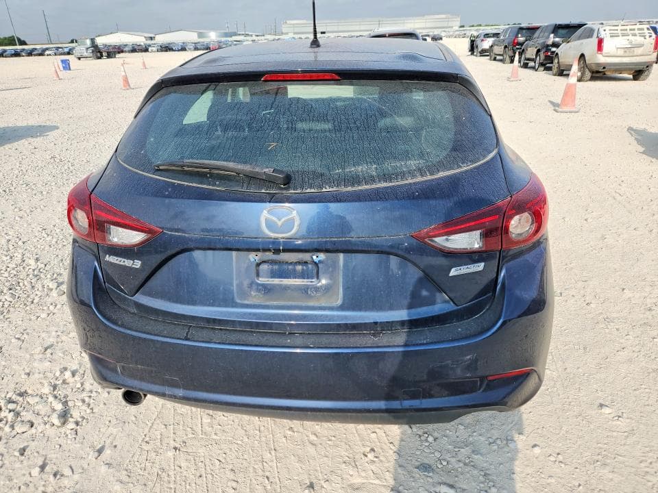 2018 MAZDA 3 TOURING 6