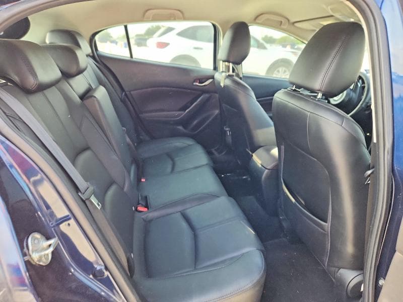 2018 MAZDA 3 TOURING 10