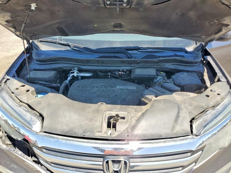 2017 HONDA PILOT EX 12