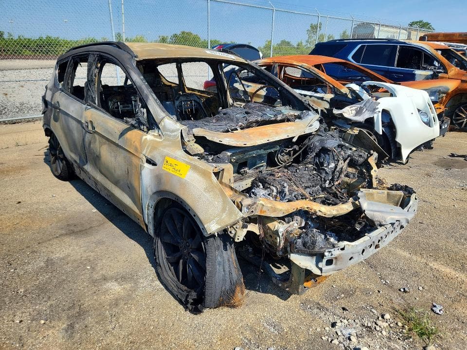 2019 FORD ESCAPE SE 4