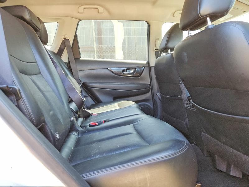2018 NISSAN ROGUE SL 11